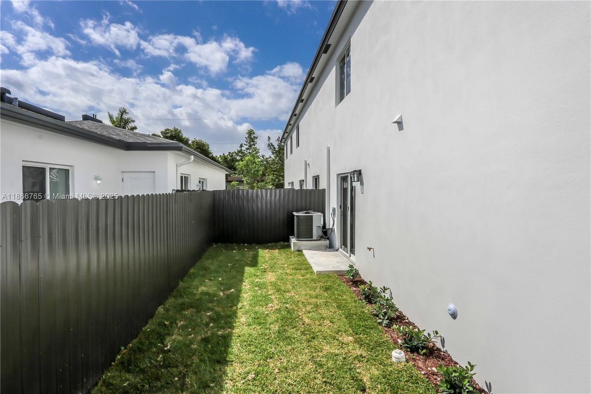 Backyard, Exterior
