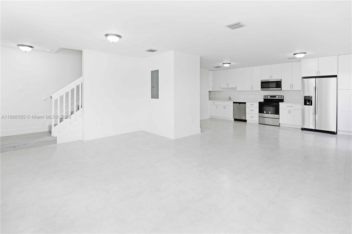 Interior, Kitchen, Stainless Steel Appliances
