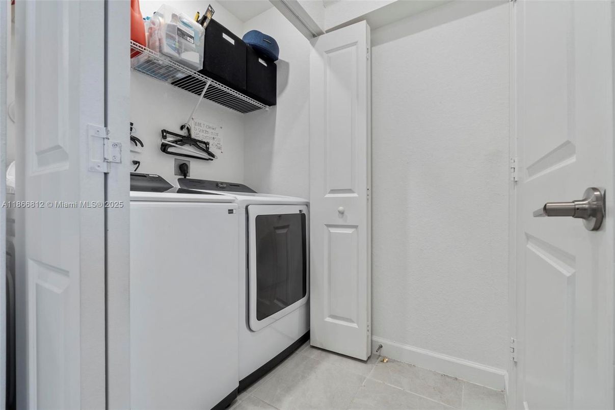 Interior, Washer
