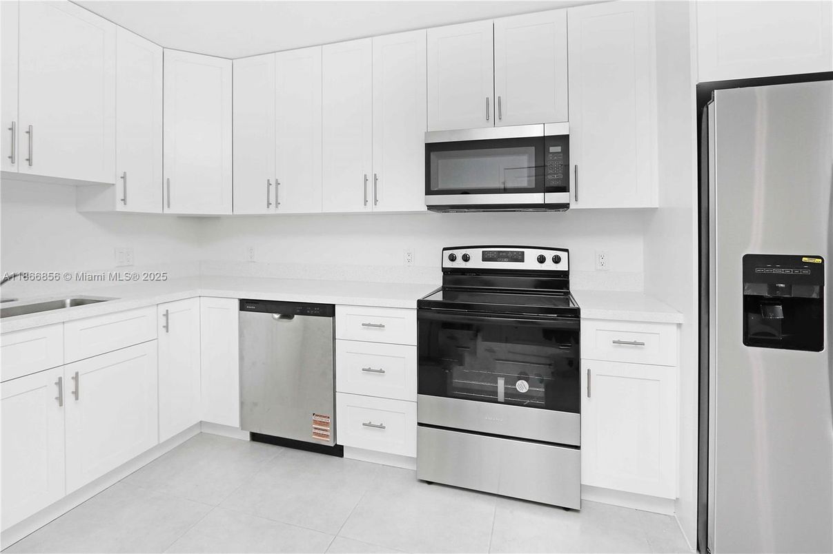 Interior, Kitchen, Stainless Steel Appliances
