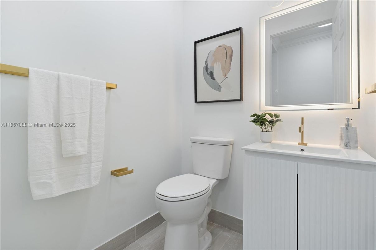 Bathroom, Interior