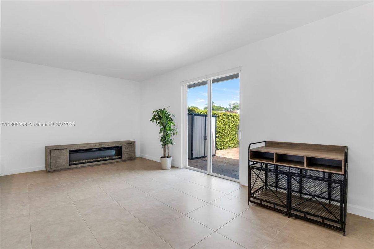 Fireplace, Interior