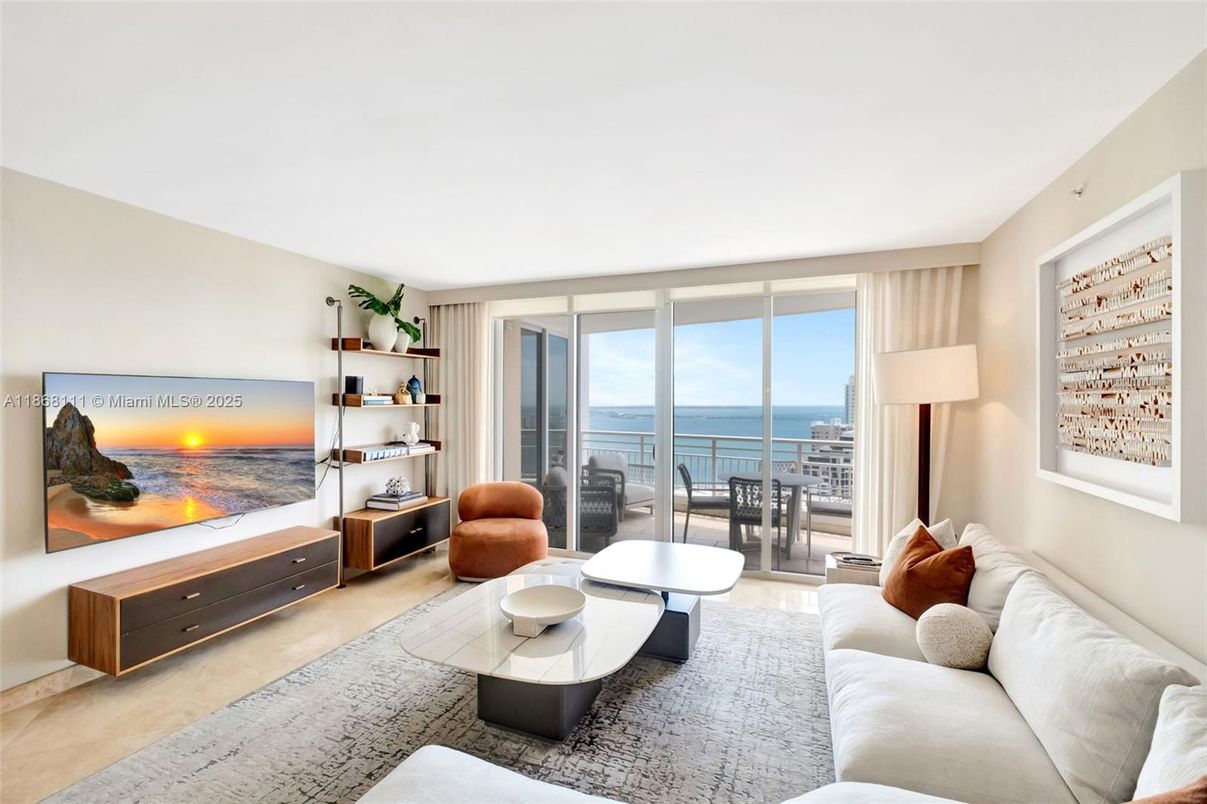 Interior, Living room, Water