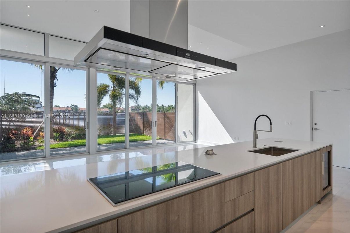 Interior, Kitchen, Recessed Lighting