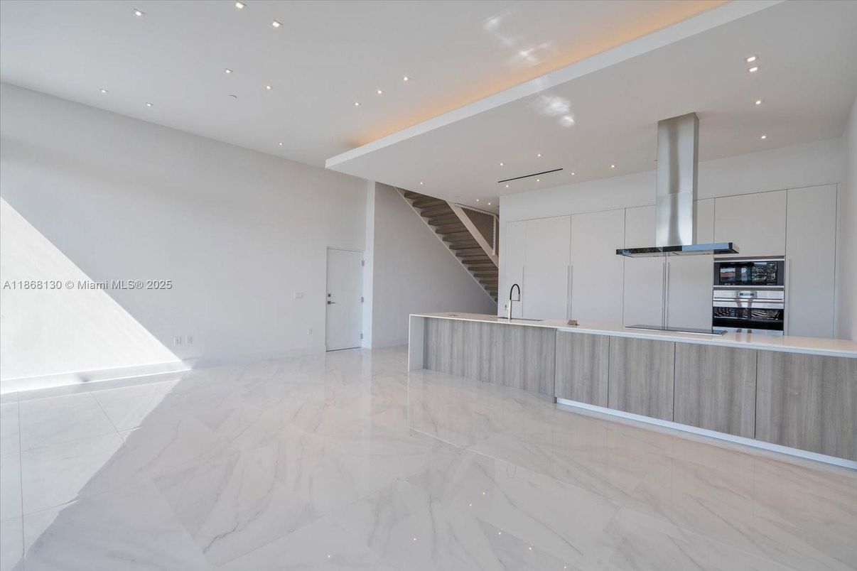 Interior, Kitchen, Marble, Recessed Lighting, Stainless Steel Appliances