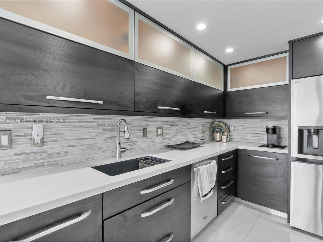 Interior, Kitchen, Recessed Lighting
