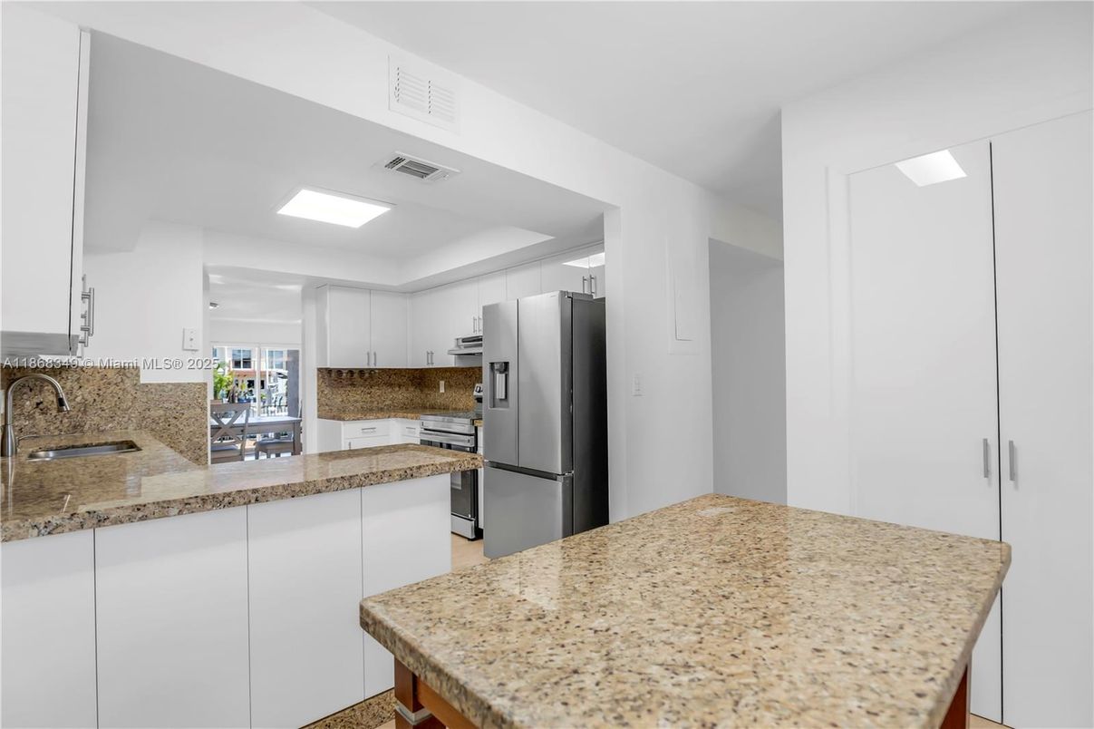 Interior, Kitchen, Recessed Lighting
