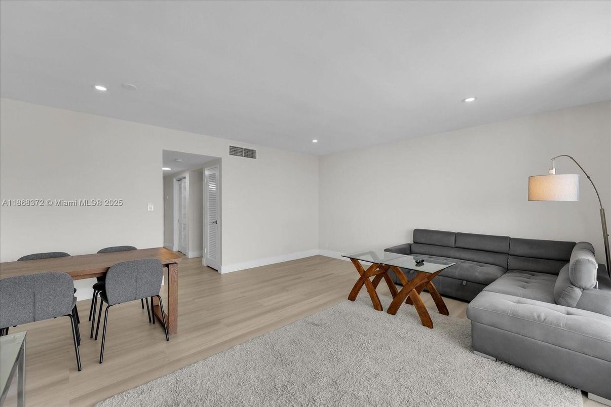 Dining room, Interior, Living room, Recessed Lighting, Wood Texture Flooring
