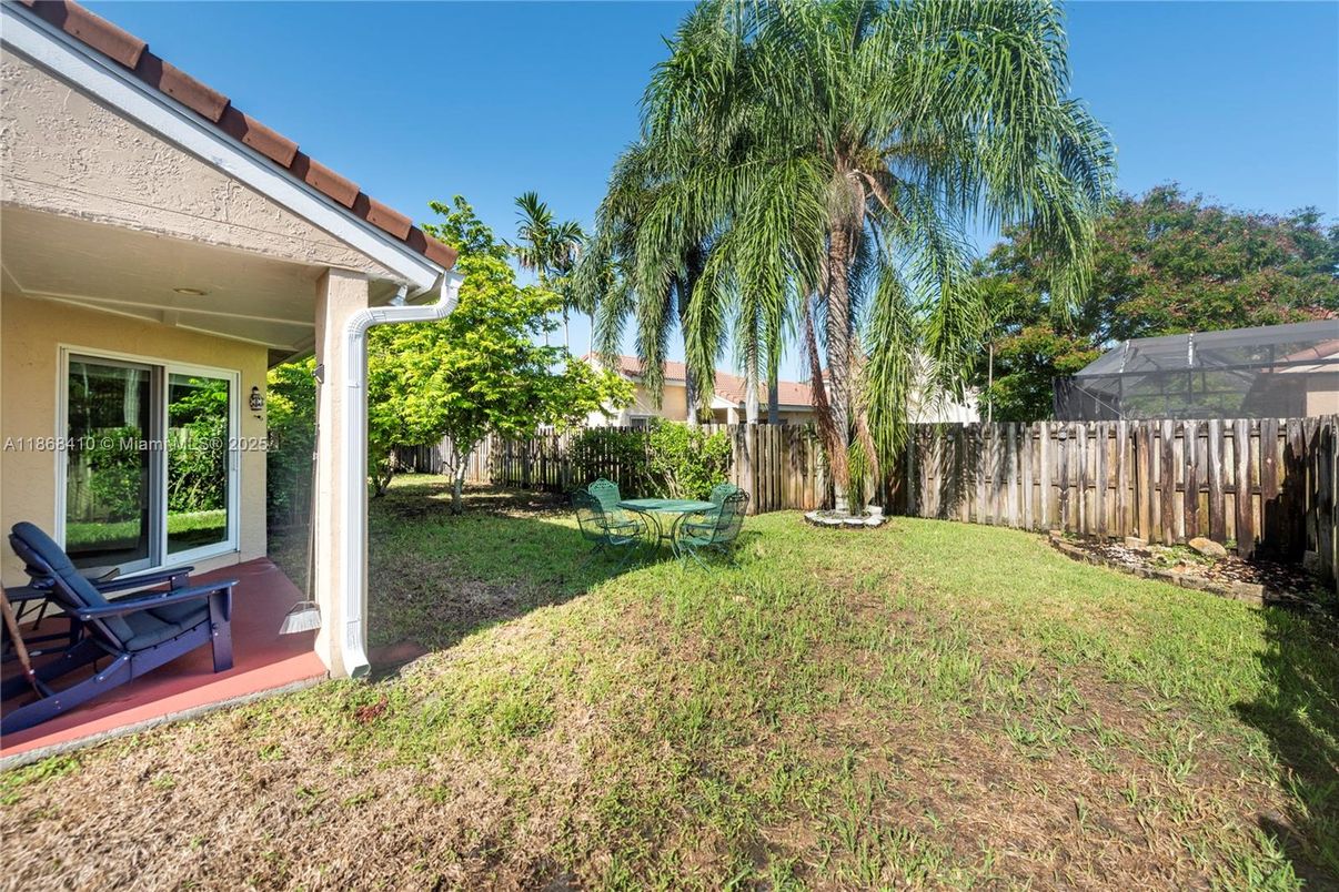 Backyard, Exterior