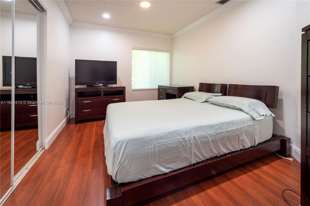 Bedroom, Interior, Recessed Lighting, Wood Texture Flooring