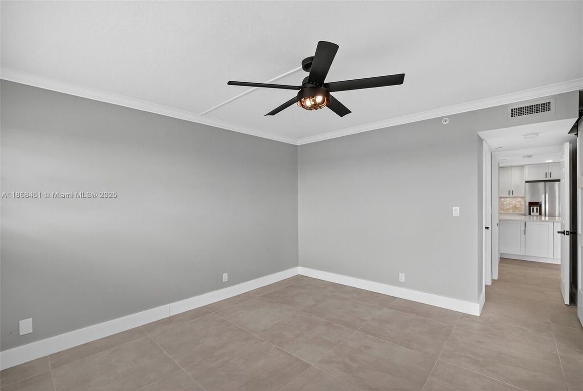 Empty room, Interior, Kitchen