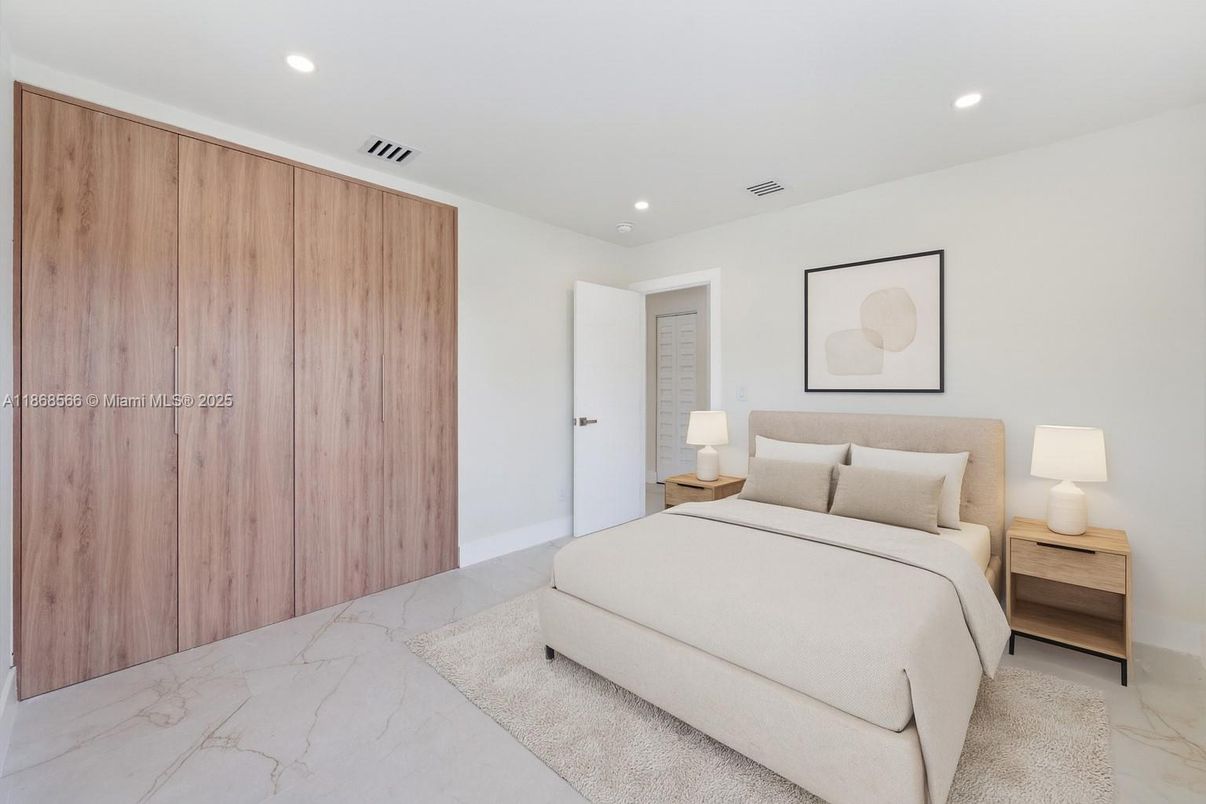 Bedroom, Interior, Marble, Recessed Lighting