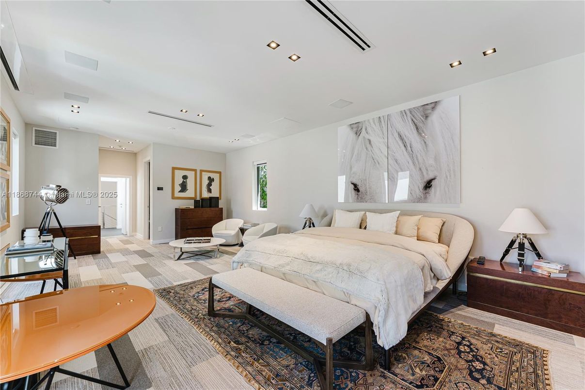 Bedroom, Interior, Marble Walls, Recessed Lighting
