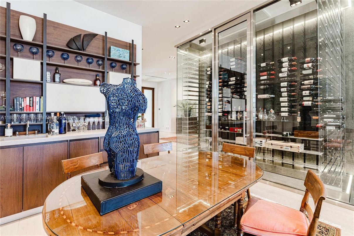 Dining room, Interior, Recessed Lighting, Wine Storage