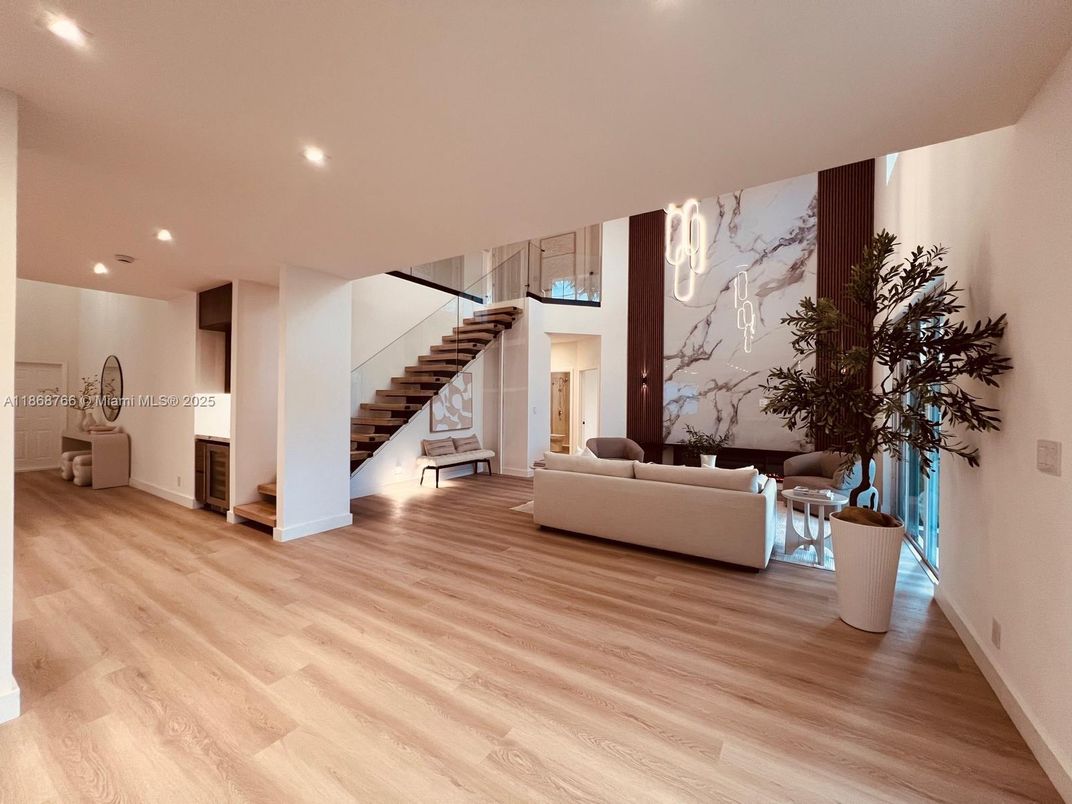 Interior, Living room, Recessed Lighting, Wood Texture Flooring