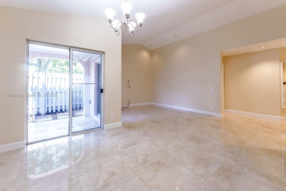 Chandelier, Empty room, Interior, Recessed Lighting