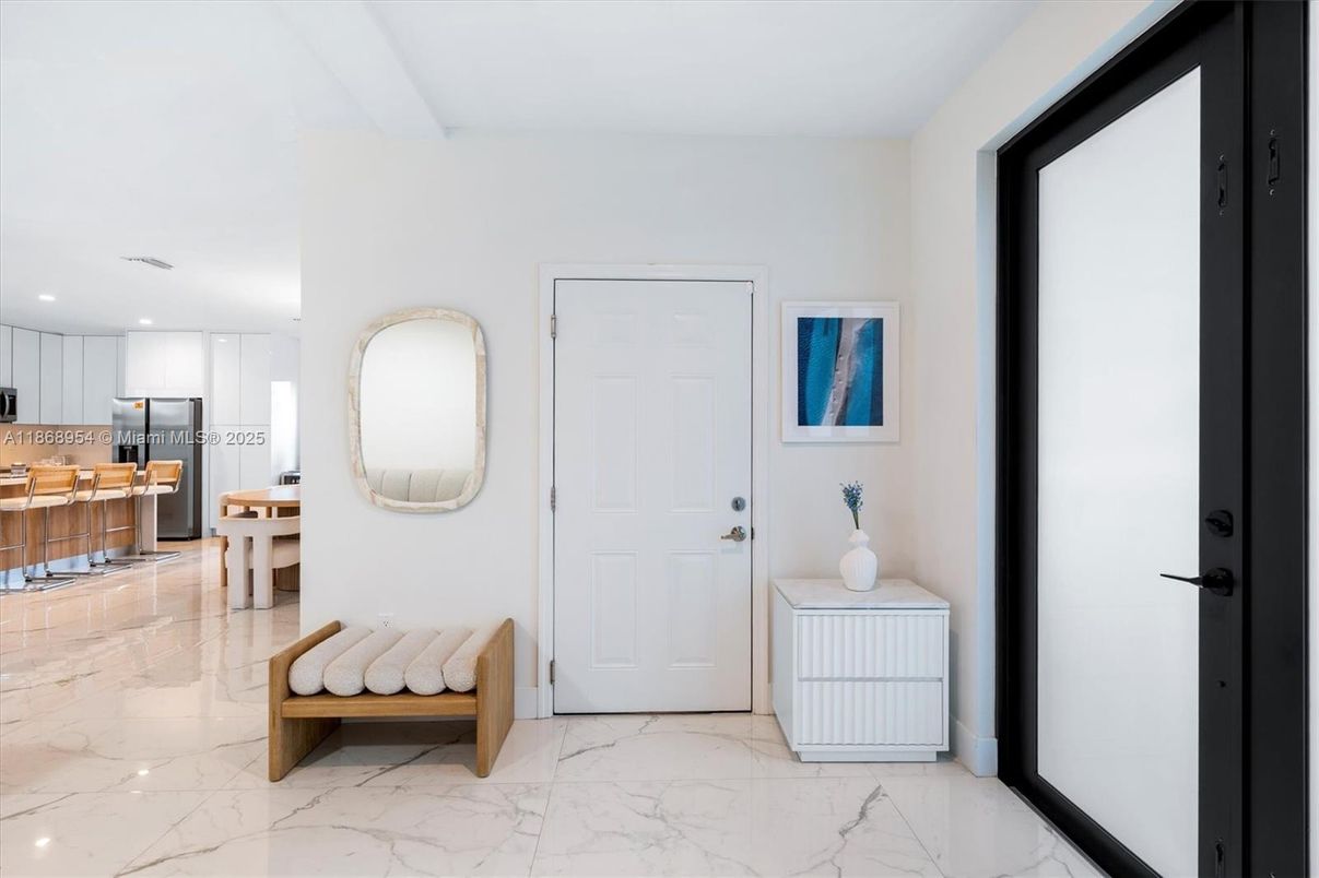 Interior, Kitchen, Marble, Recessed Lighting