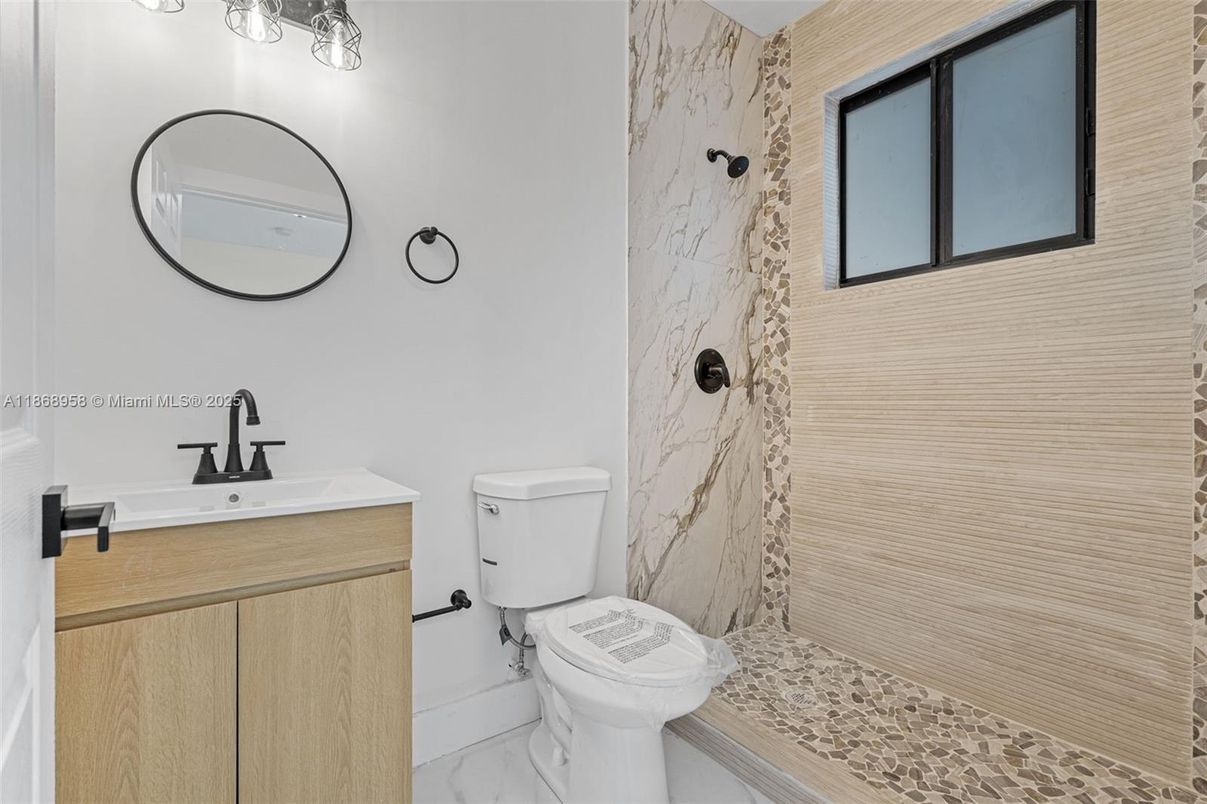 Bathroom, Interior, Marble, Marble Walls