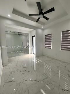 Empty room, Interior, Marble, Recessed Lighting
