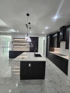 Chandelier, Interior, Kitchen, Marble, Pendant Lights, Recessed Lighting