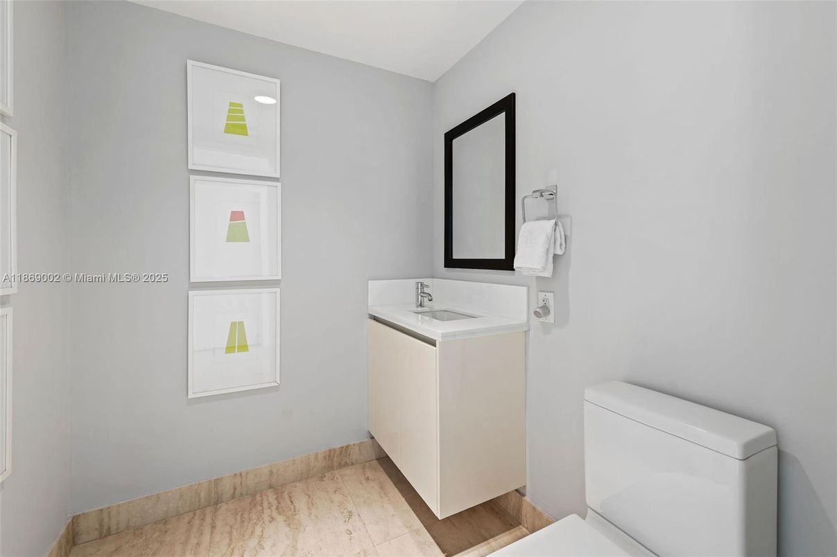 Bathroom, Interior