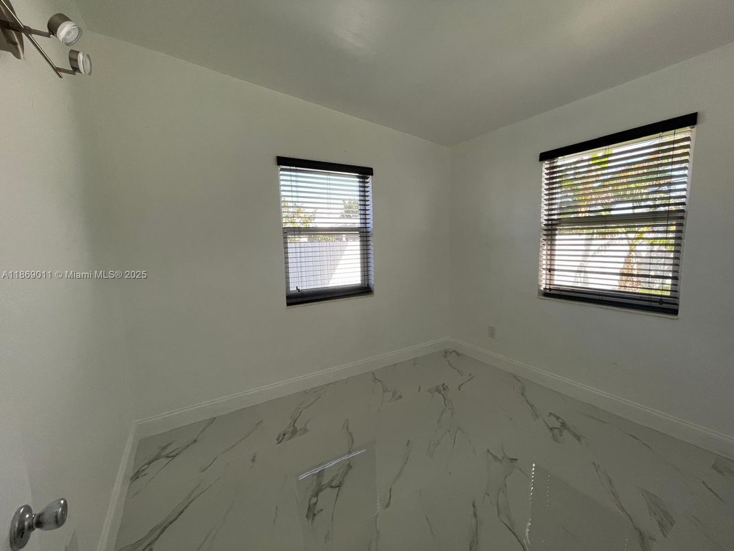Empty room, Interior, Marble