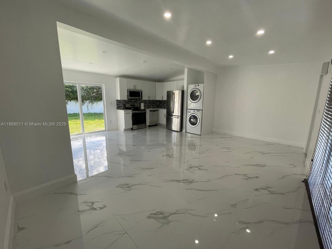 Interior, Kitchen, Marble, Recessed Lighting, Stainless Steel Appliances