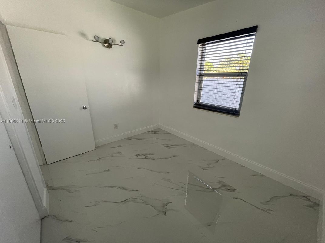 Empty room, Interior, Marble