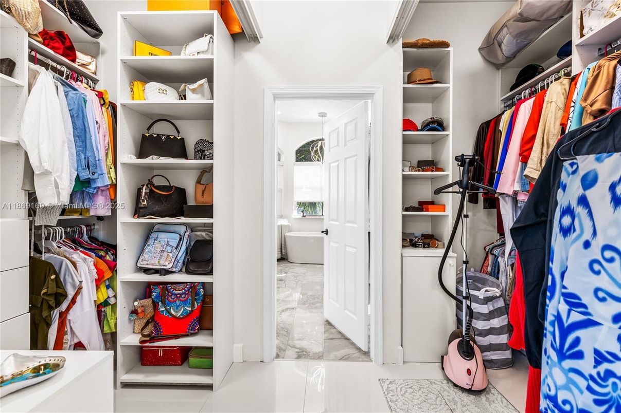 Interior, Marble, Walk-in Closets
