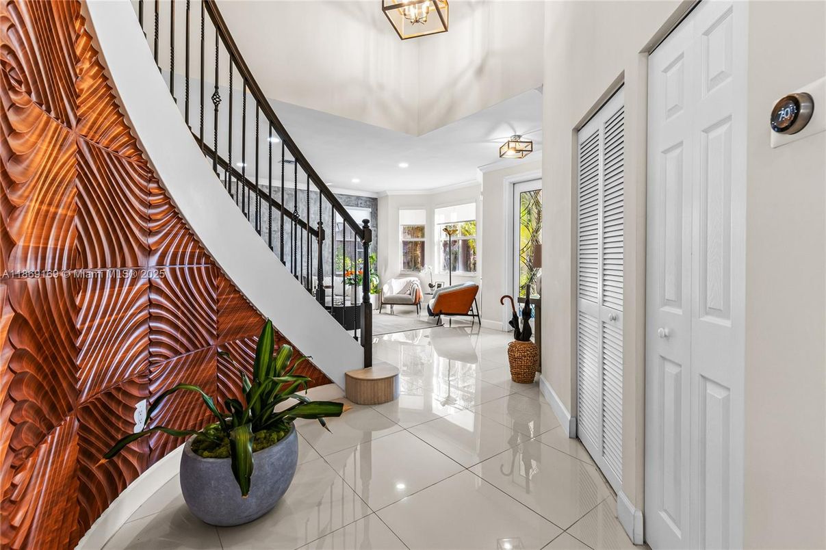 Interior, Recessed Lighting