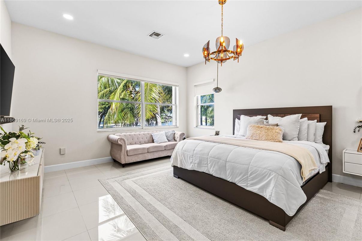 Bedroom, Chandelier, Interior, Recessed Lighting
