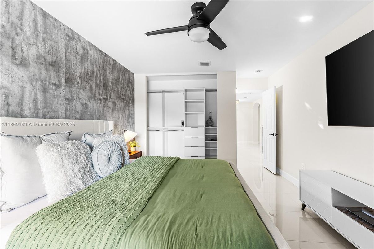 Bedroom, Interior, Recessed Lighting