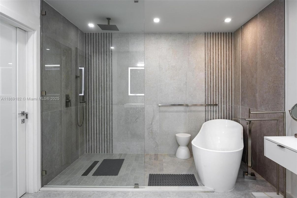 Bathroom, Free Standing Baths, Glass Shower, Interior, Recessed Lighting