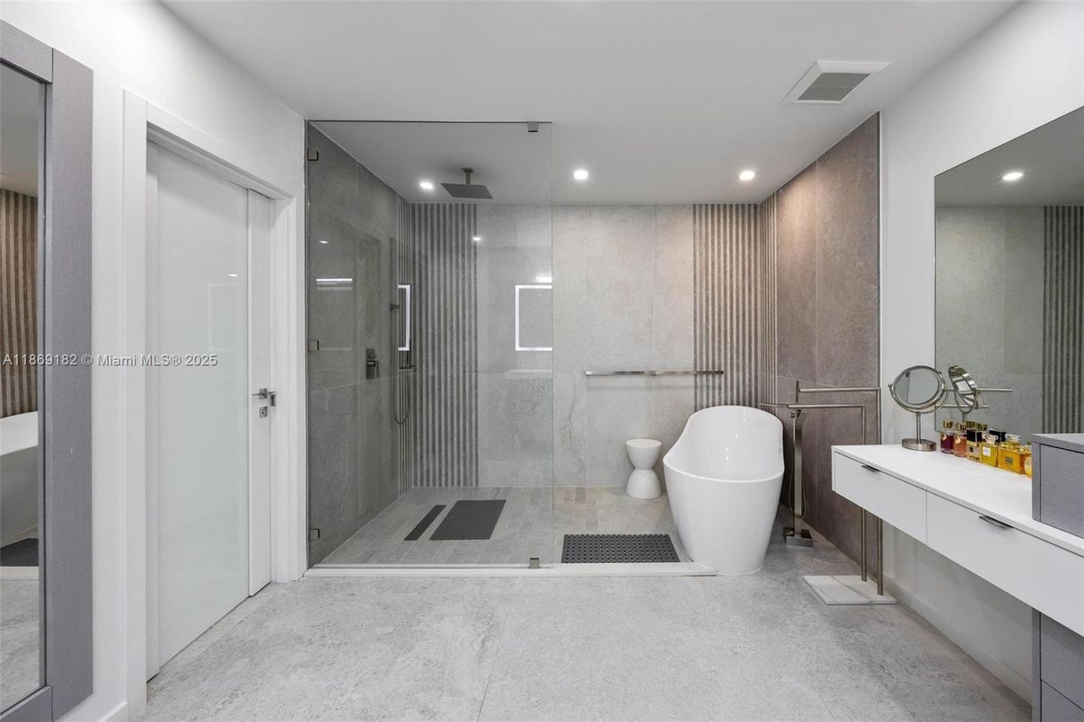 Bathroom, Free Standing Baths, Glass Shower, Interior, Recessed Lighting