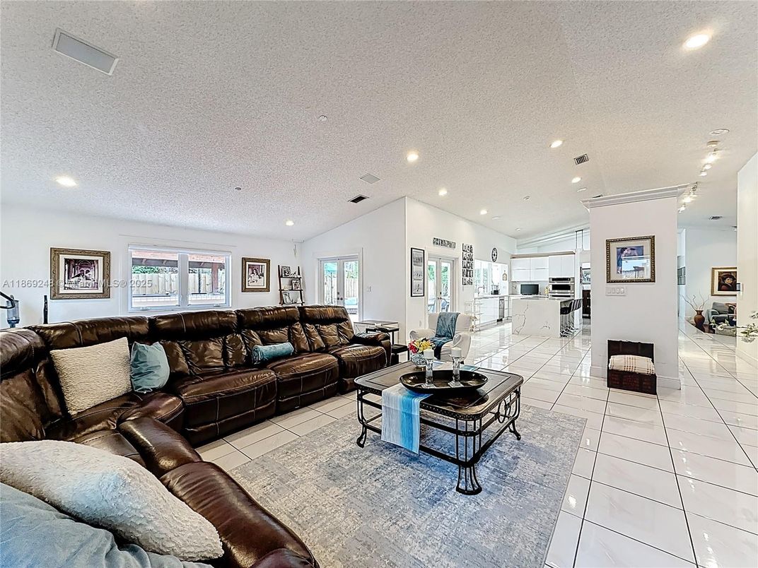 Interior, Kitchen, Living room, Recessed Lighting