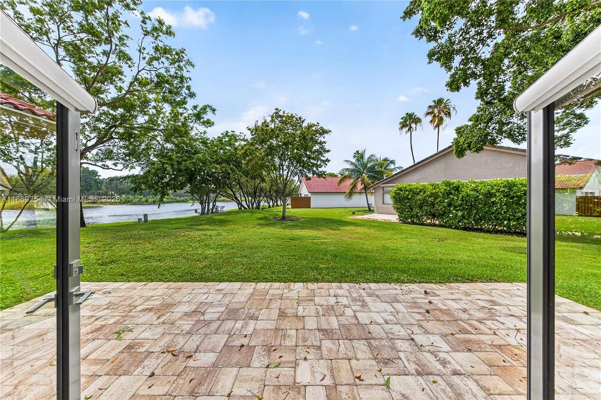 Backyard, Exterior, Water