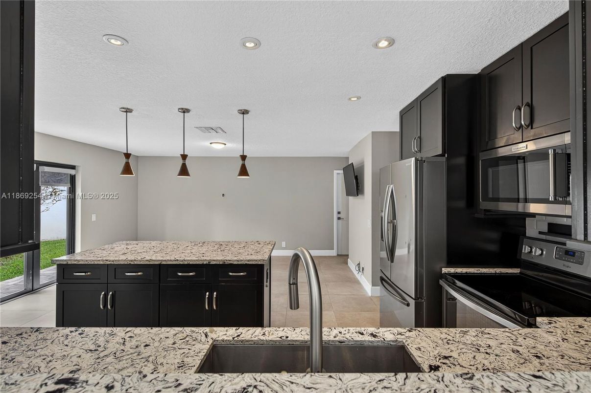 Interior, Kitchen, Pendant Lights, Recessed Lighting, Stainless Steel Appliances