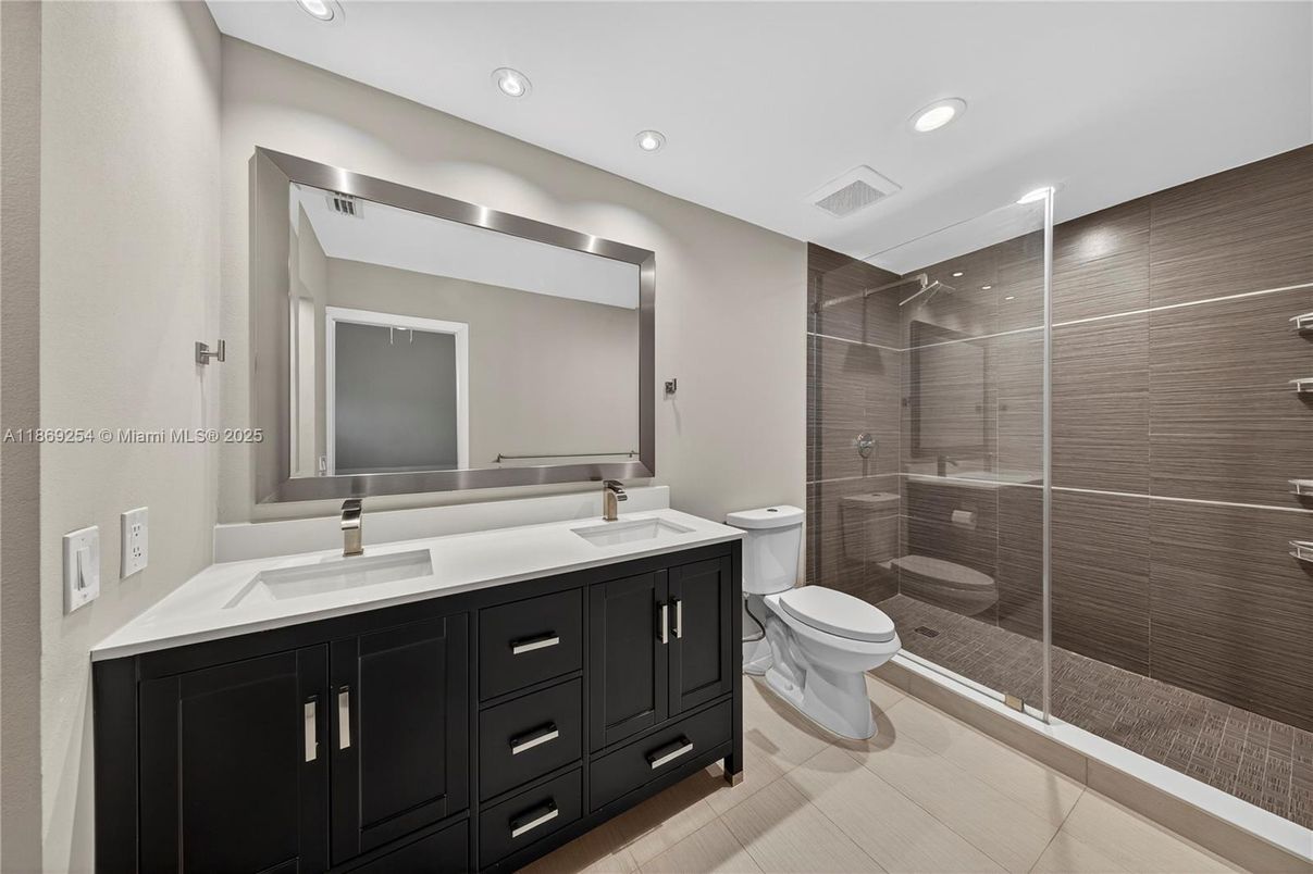 Bathroom, Dual Sink Vanities, Glass Shower, Interior, Recessed Lighting