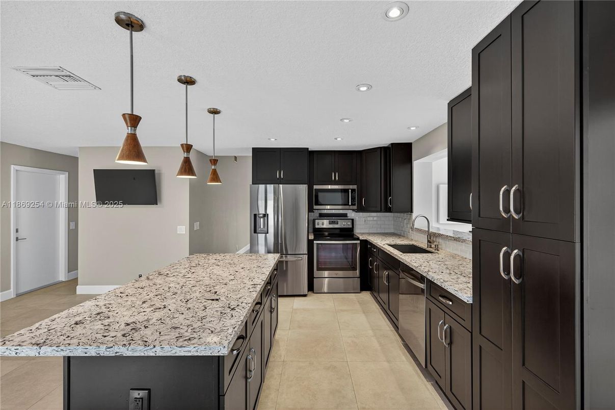 Interior, Kitchen, Pendant Lights, Recessed Lighting, Stainless Steel Appliances