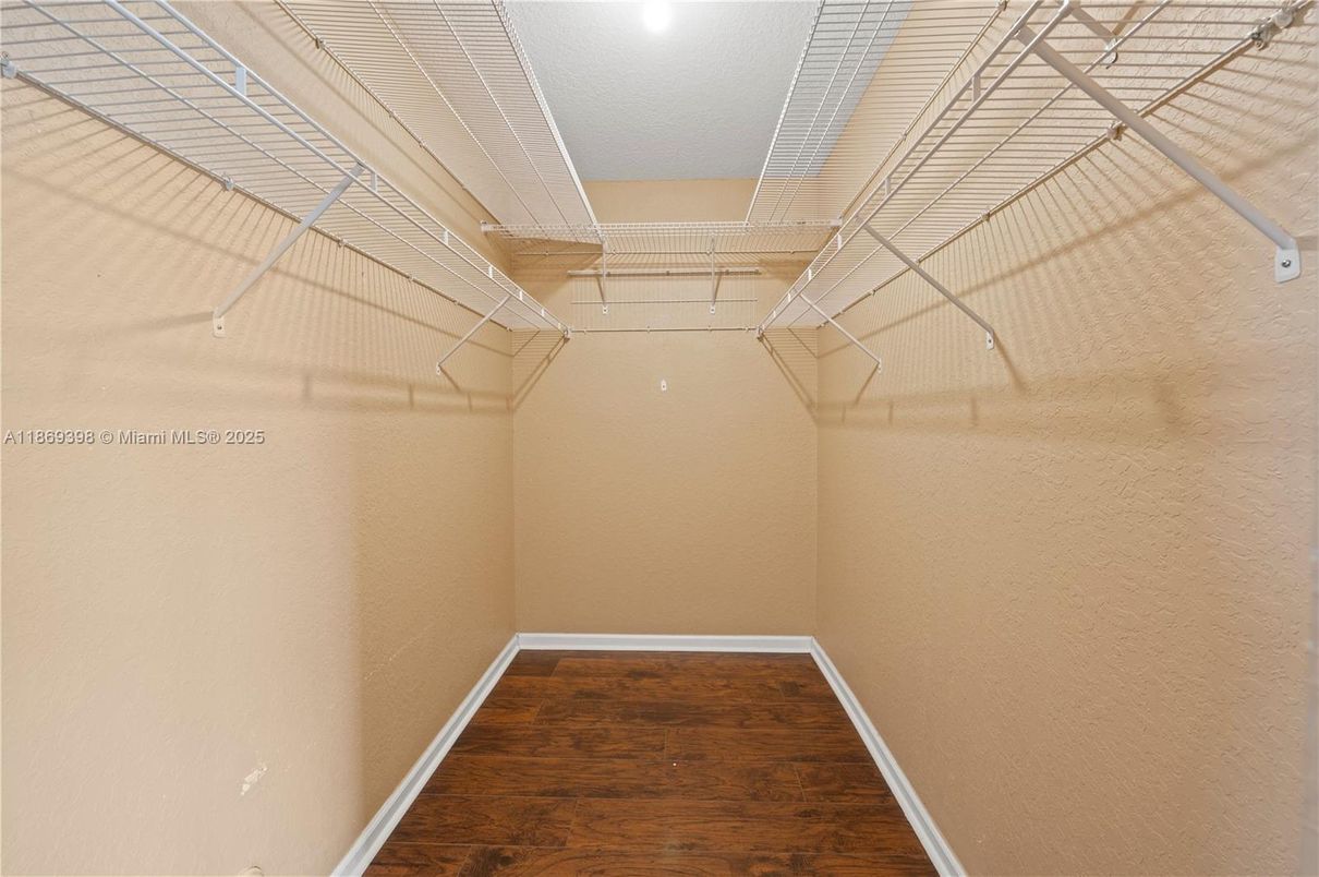 Interior, Recessed Lighting, Walk-in Closets, Wood Texture Flooring