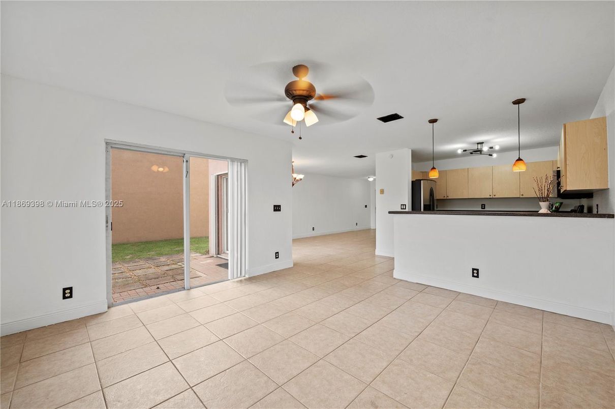 Interior, Kitchen, Pendant Lights