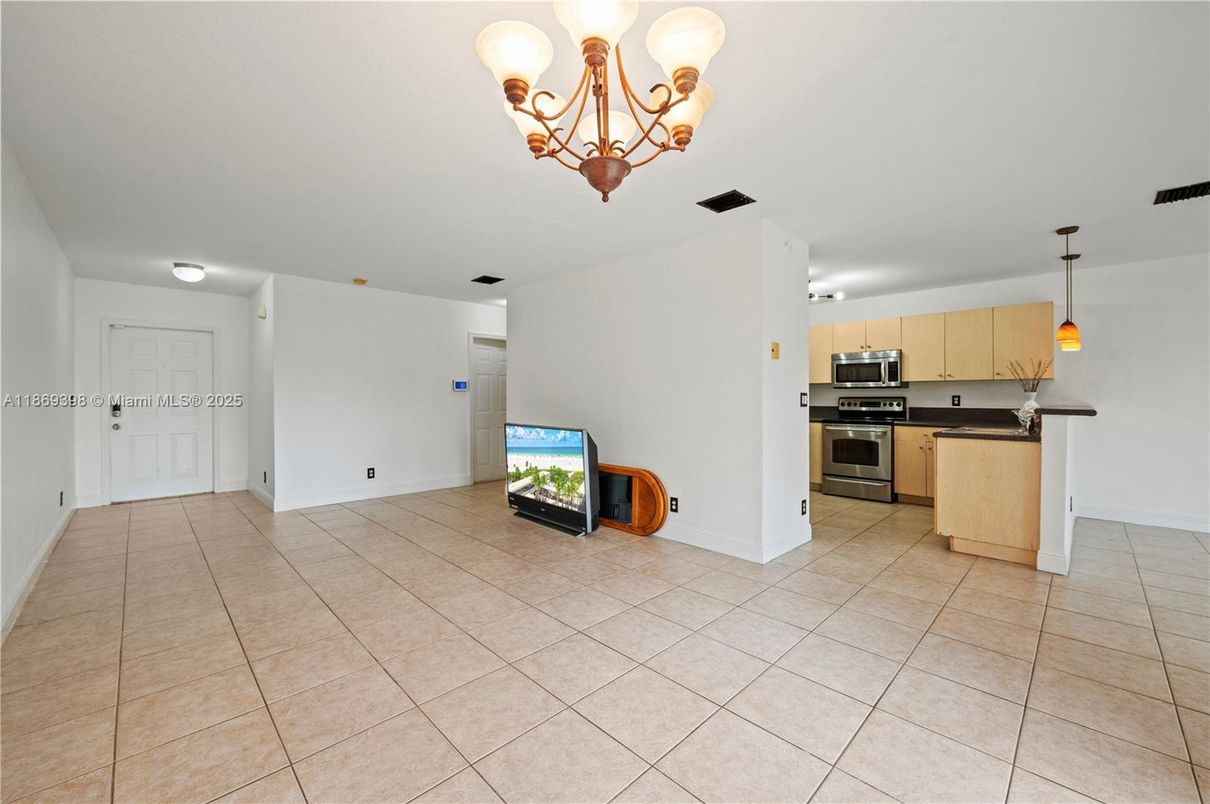 Chandelier, Empty room, Interior, Kitchen, Pendant Lights, Stainless Steel Appliances