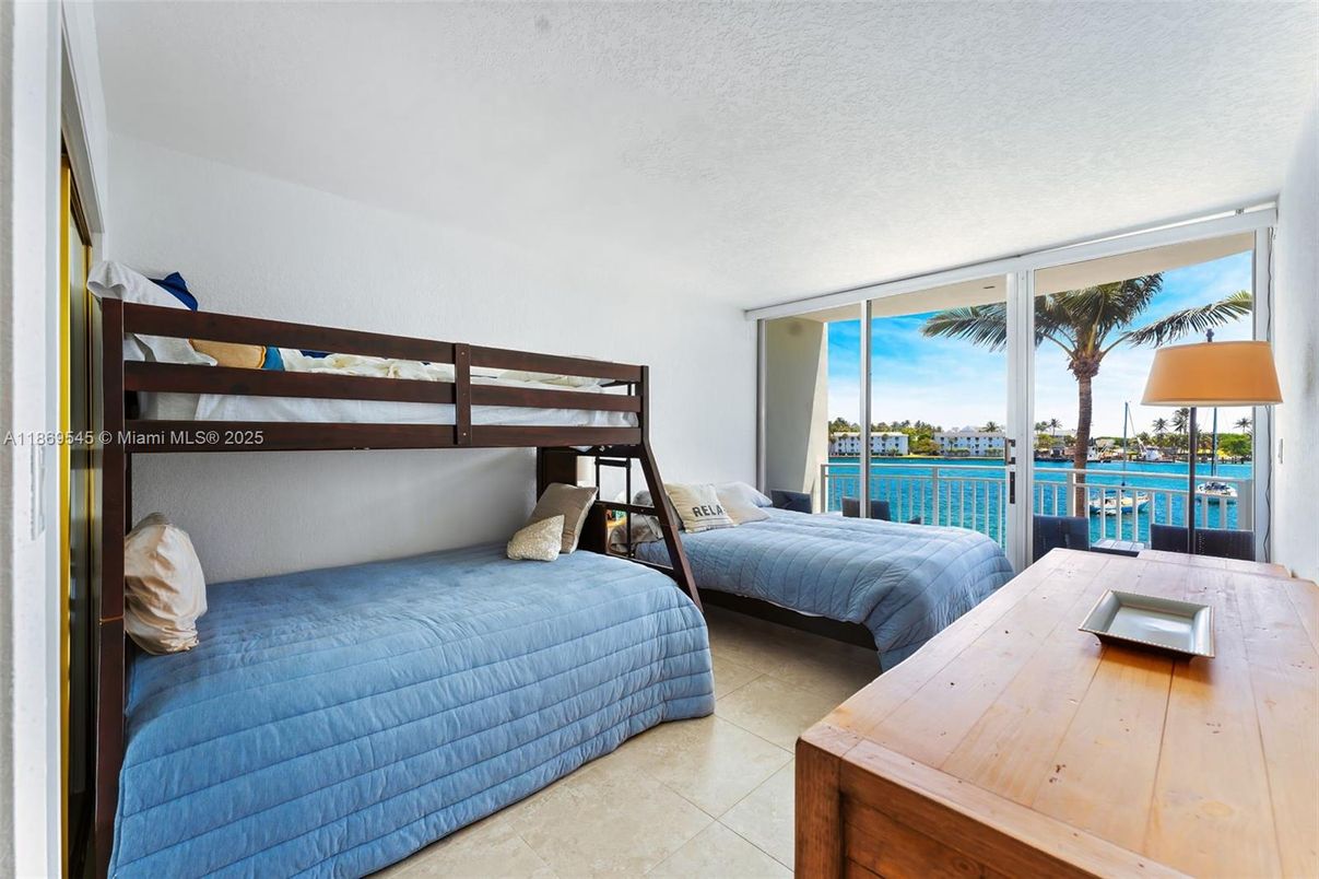 Bedroom, Interior, Water