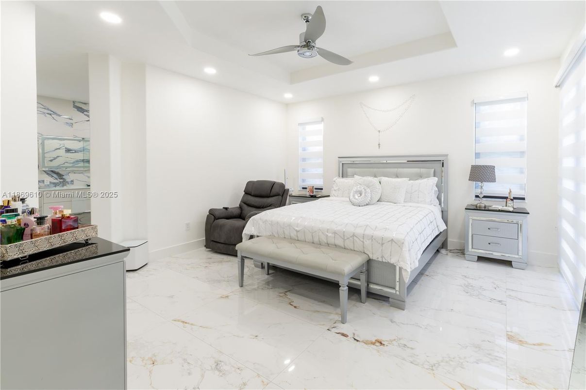 Bedroom, Interior, Marble, Recessed Lighting
