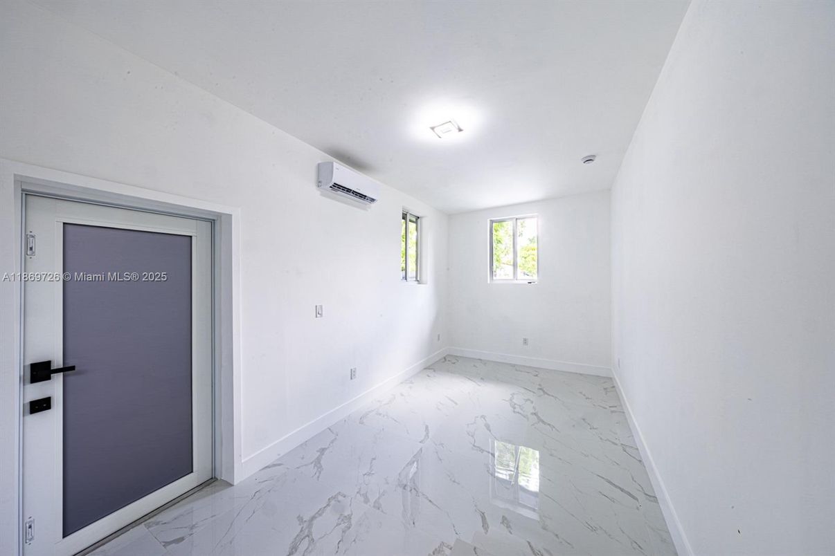 Empty room, Interior, Marble