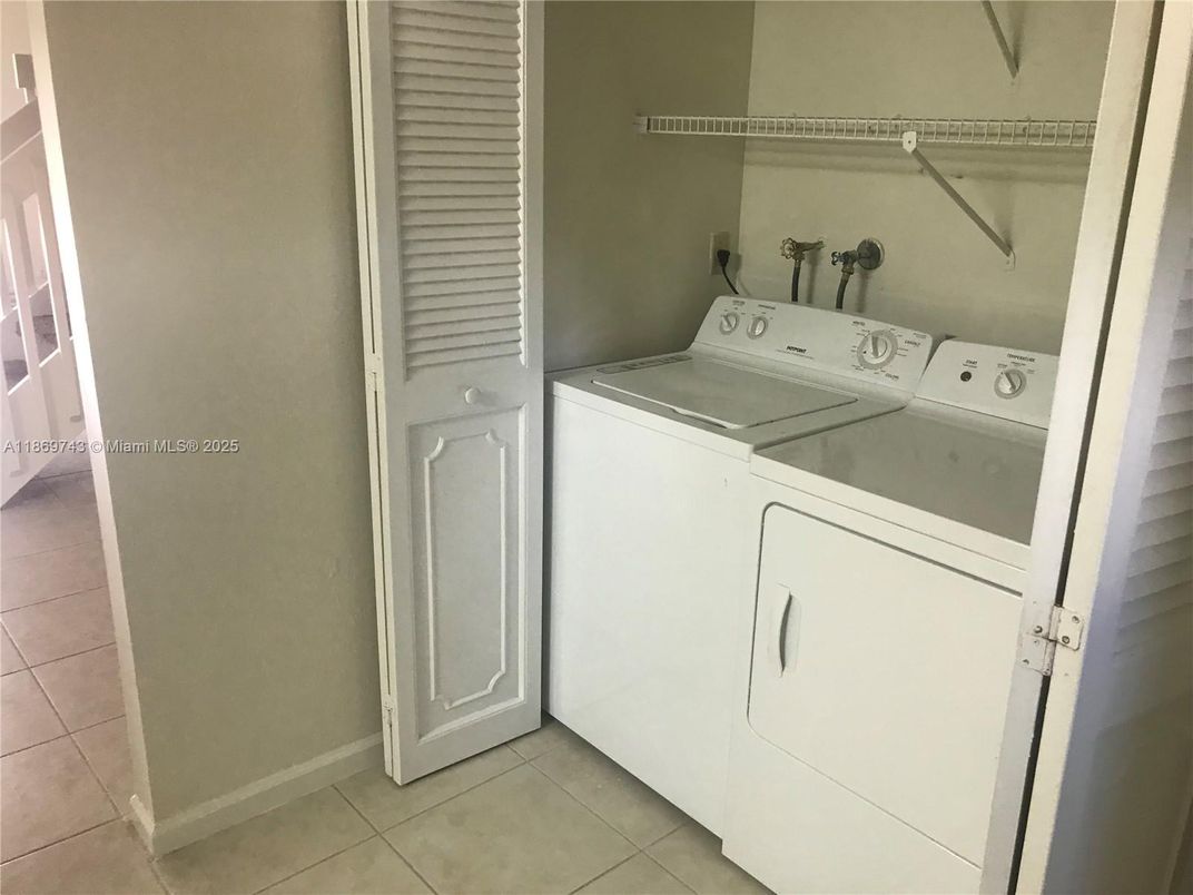 Interior, Utility Closets, Washer