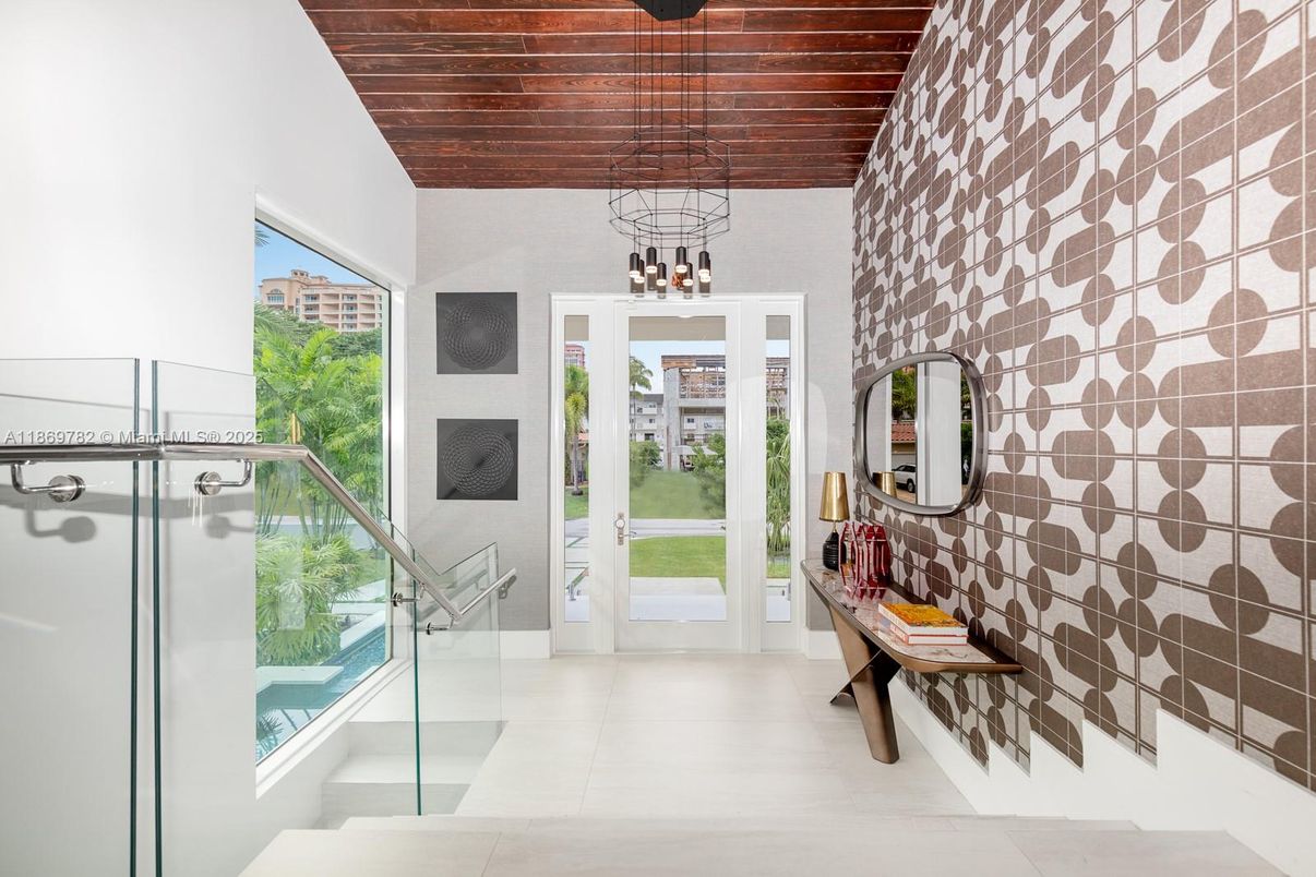 Interior, Pendant Lights, Wooden Ceilings