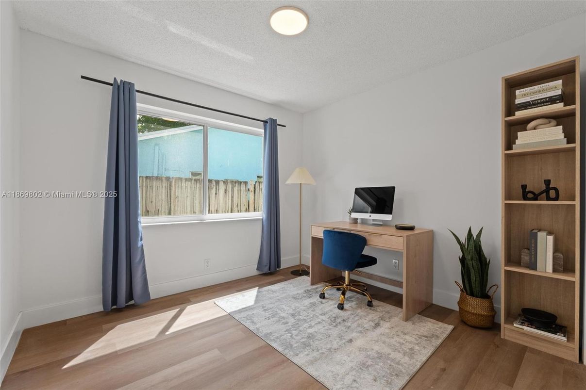 Home Office, Interior, Recessed Lighting, Wood Texture Flooring