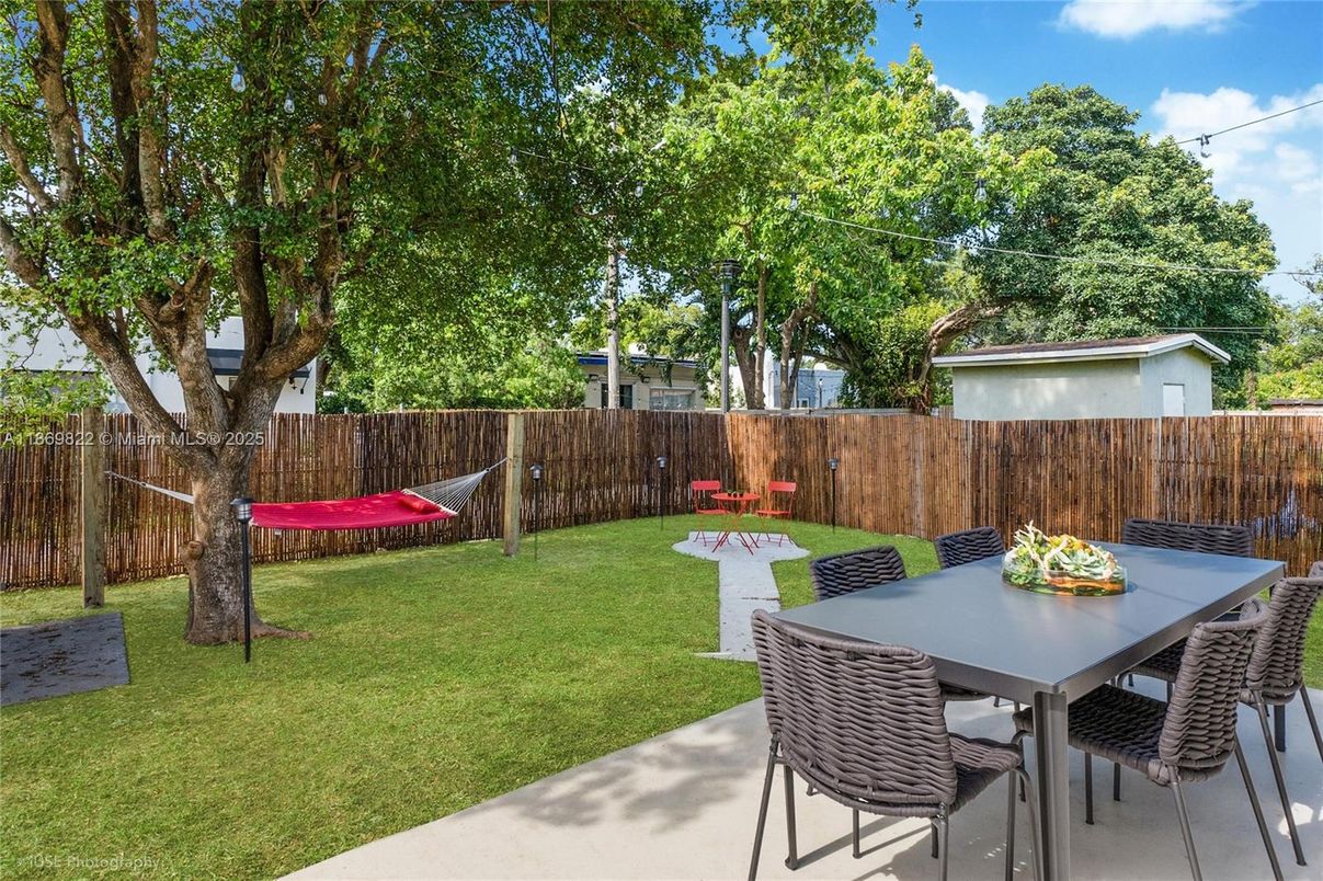 Backyard, Exterior