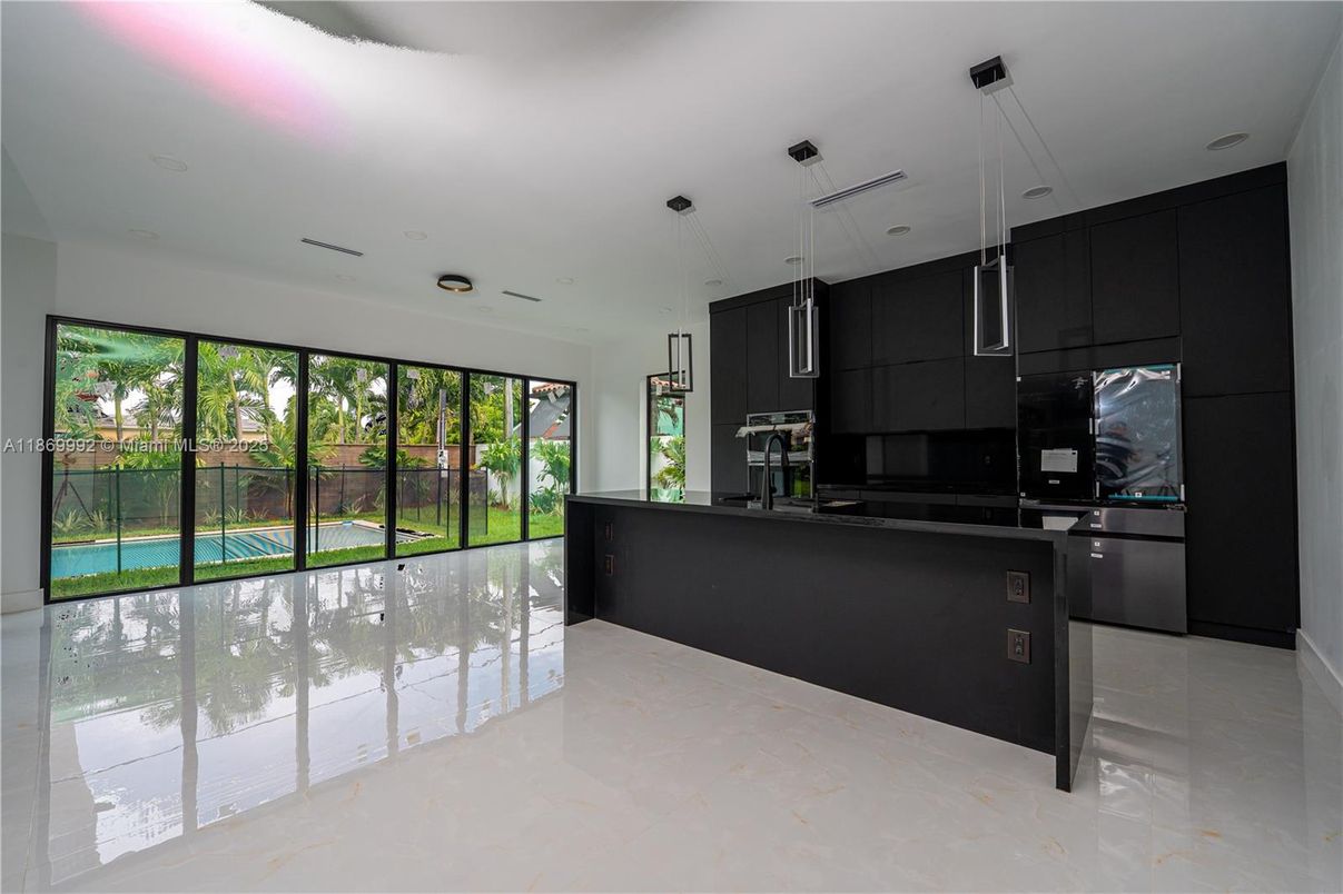 Interior, Kitchen, Pendant Lights, Recessed Lighting, Stainless Steel Appliances